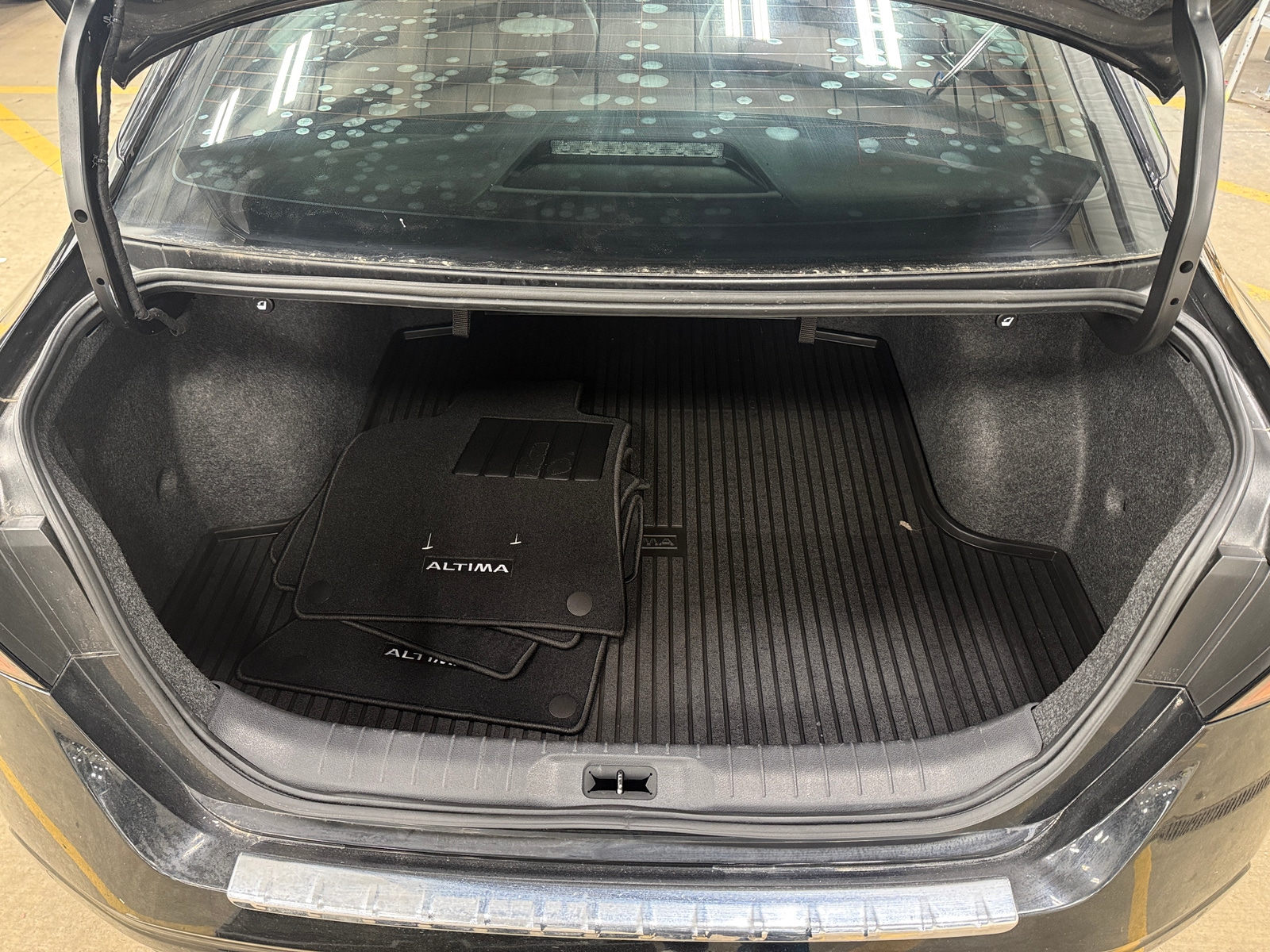 Thumbnail: 2021 Nissan Altima - 7