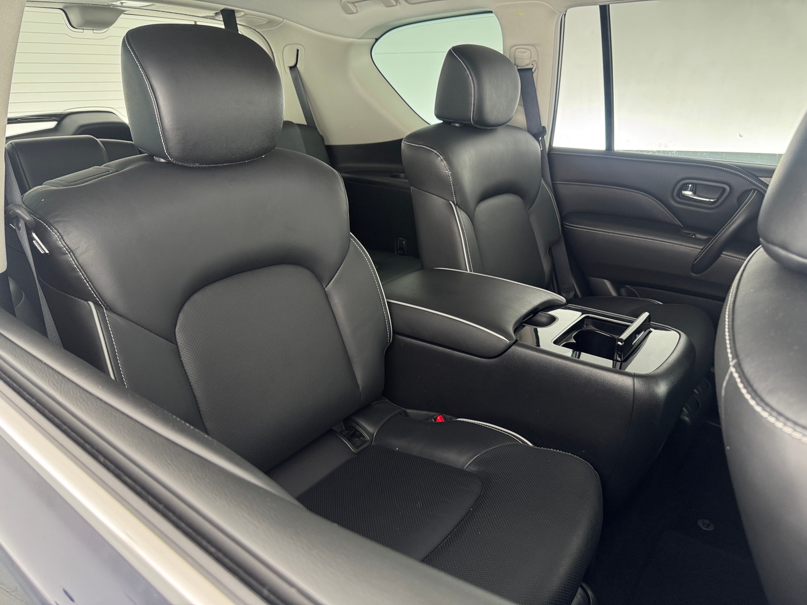 Thumbnail: 2023 INFINITI QX80 - 5