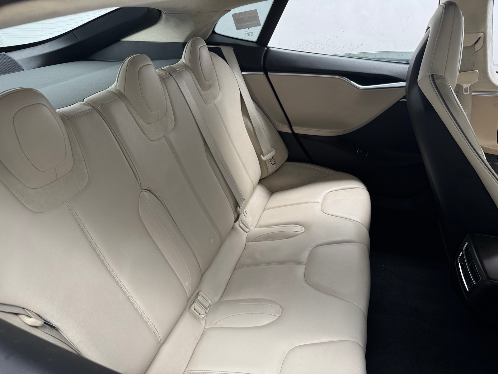 Thumbnail: 2012 Tesla Model S - 5