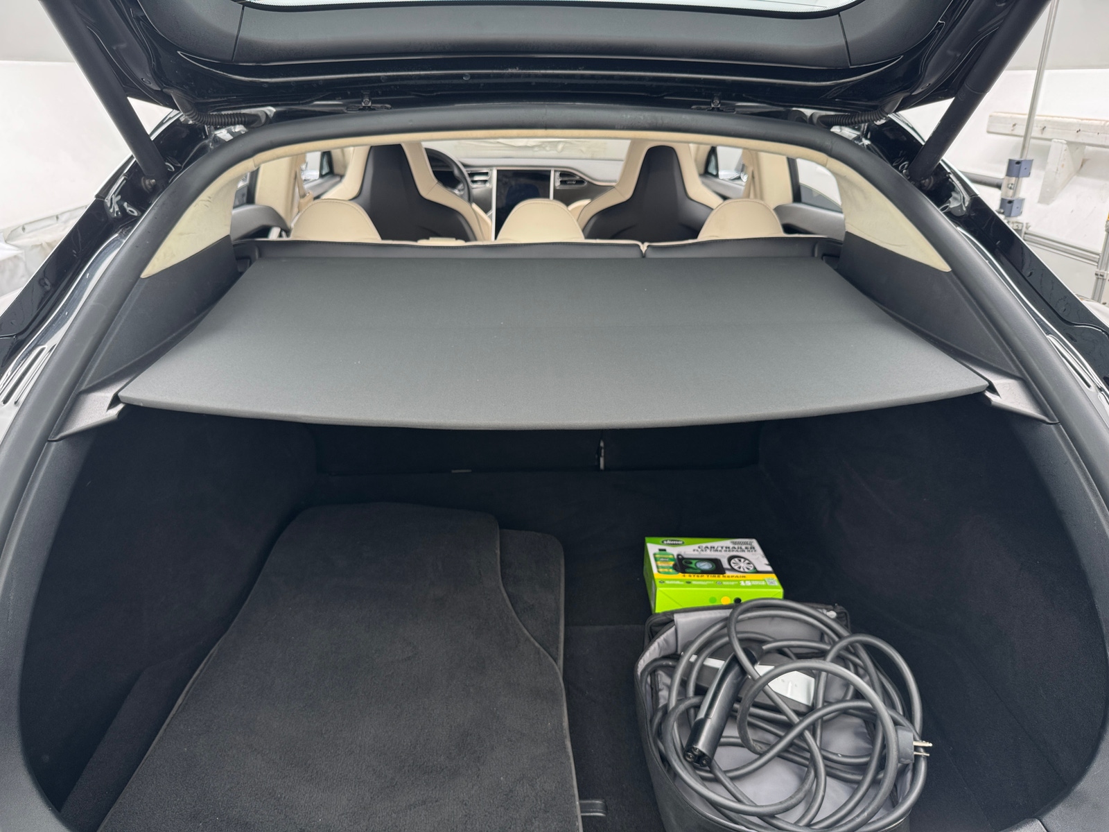 Thumbnail: 2012 Tesla Model S - 6