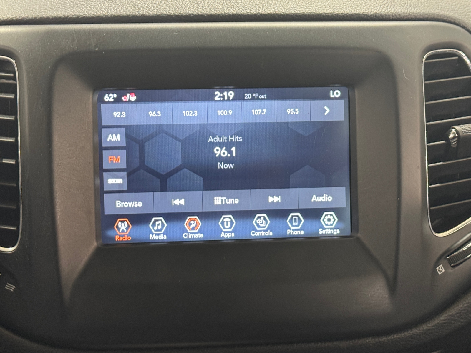 Thumbnail: 2020 Jeep Compass - 4