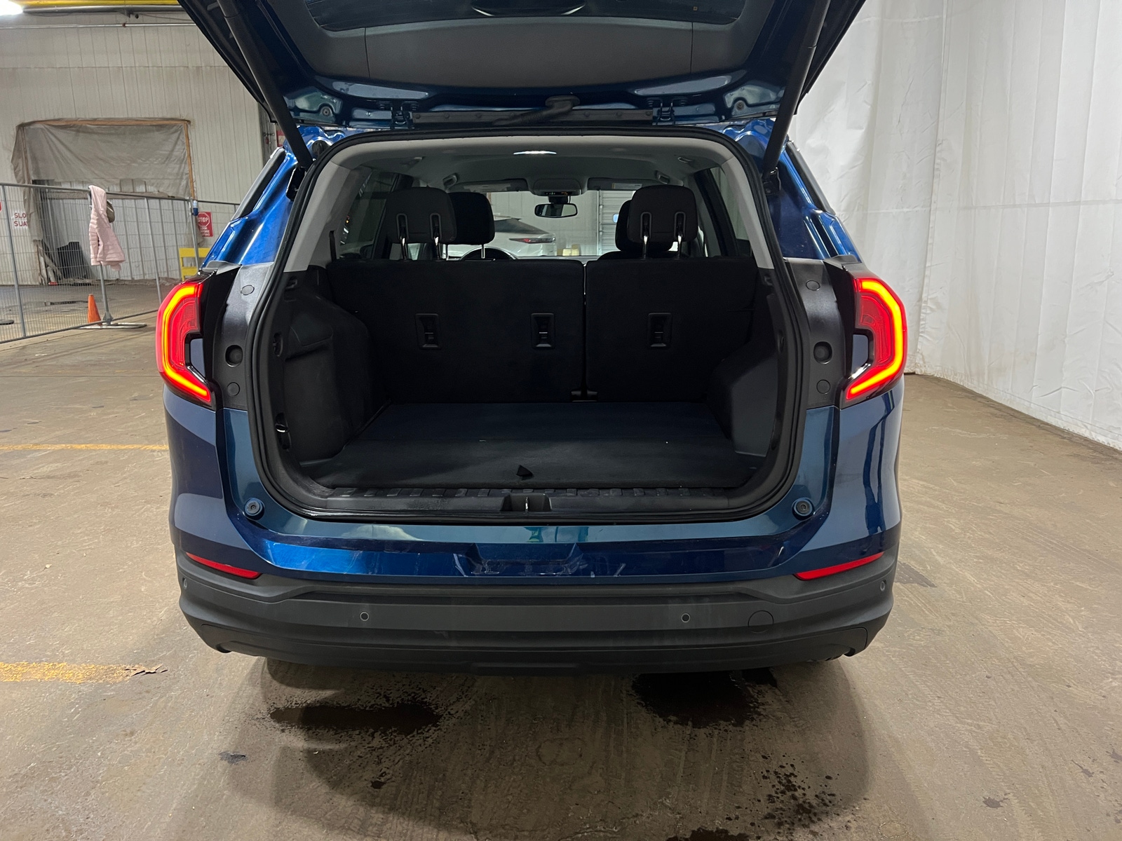 Thumbnail: 2020 GMC Terrain - 7