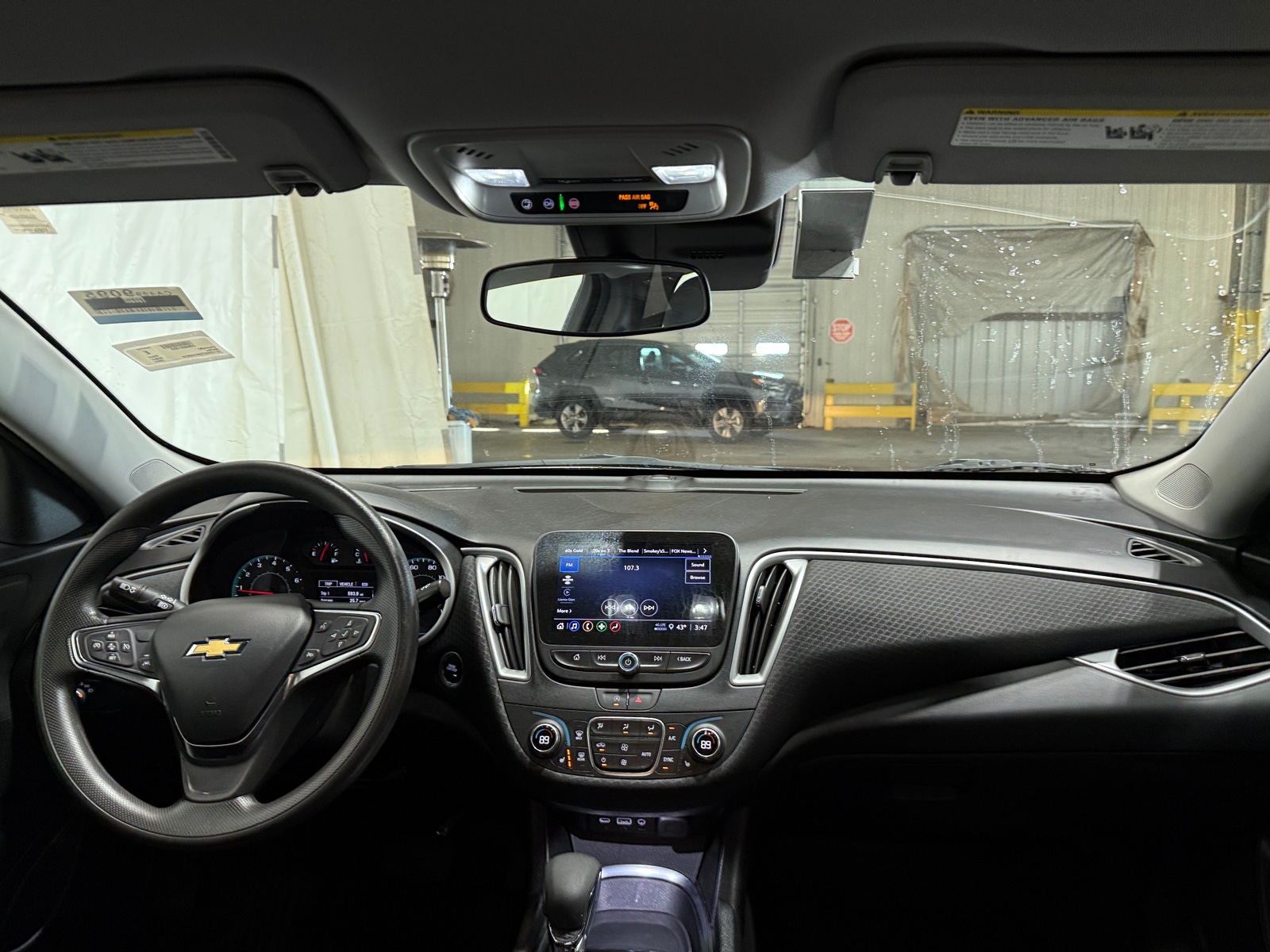 Thumbnail: 2024 Chevrolet Malibu - 3