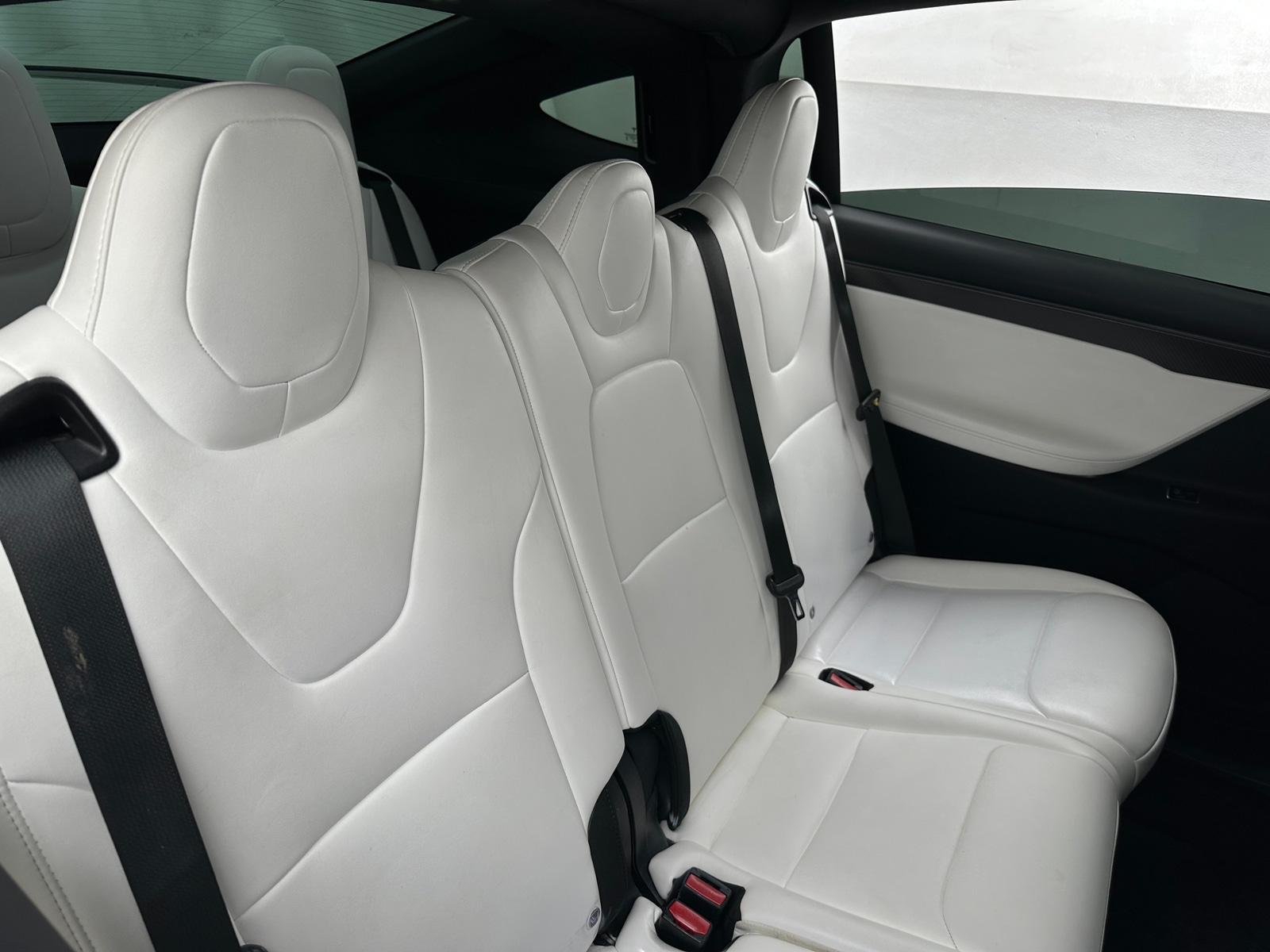 Thumbnail: 2020 Tesla Model X - 4