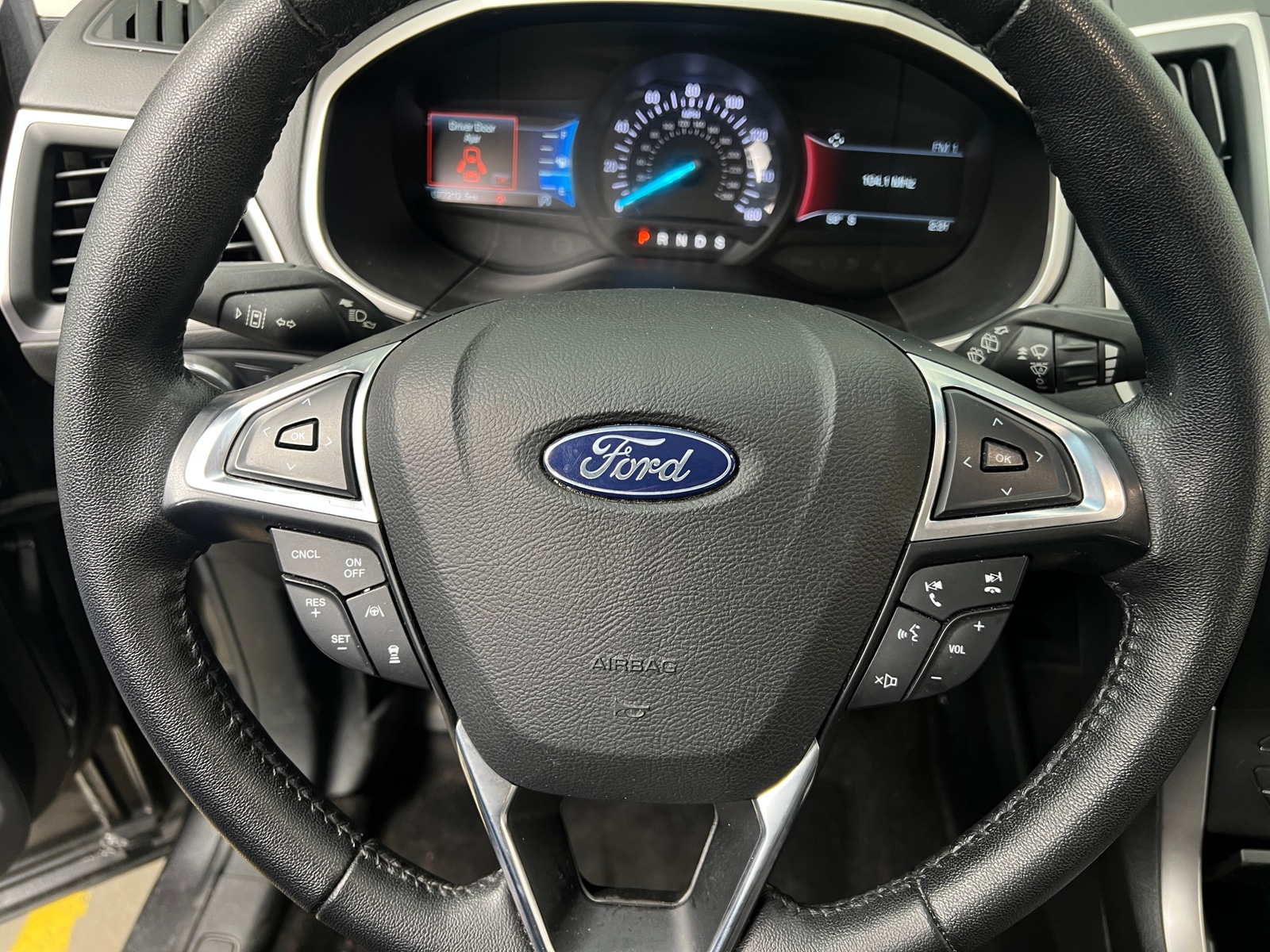 Thumbnail: 2020 Ford Edge - 4