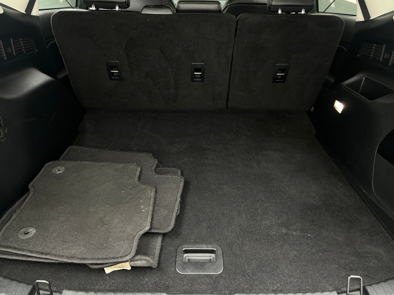 Thumbnail: 2020 Ford Edge - 6