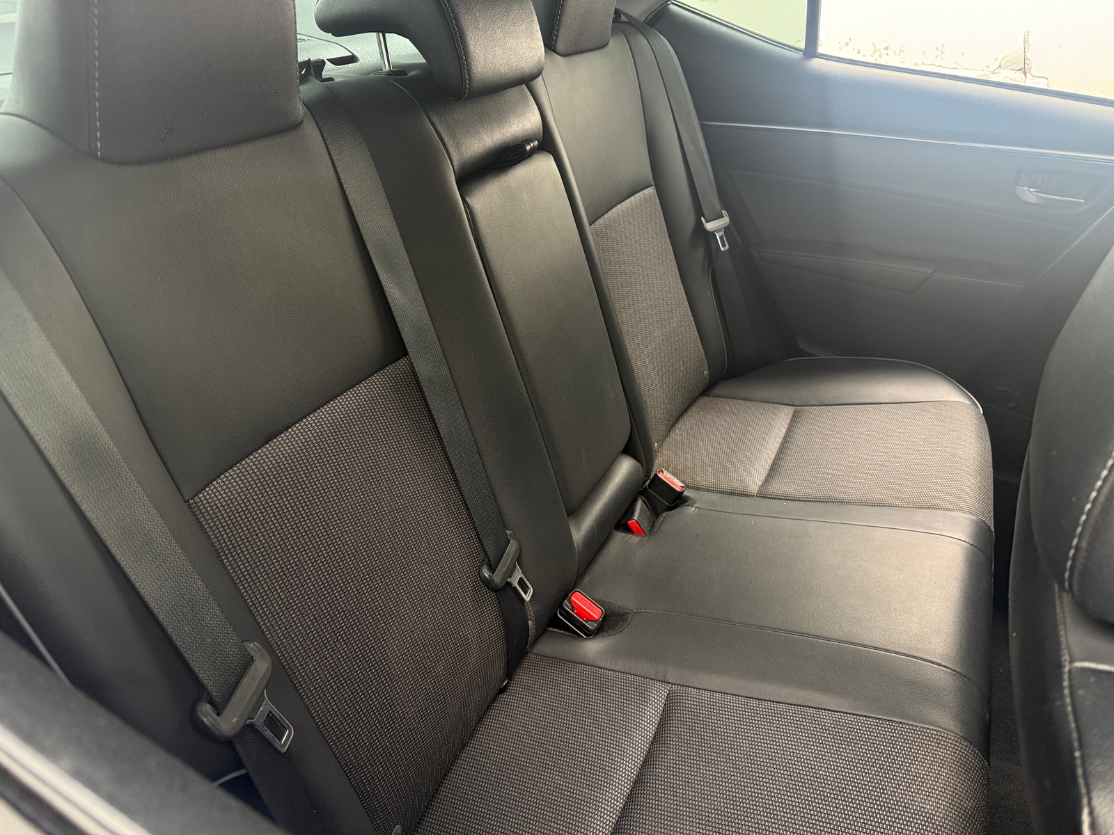 Thumbnail: 2016 Toyota Corolla - 6