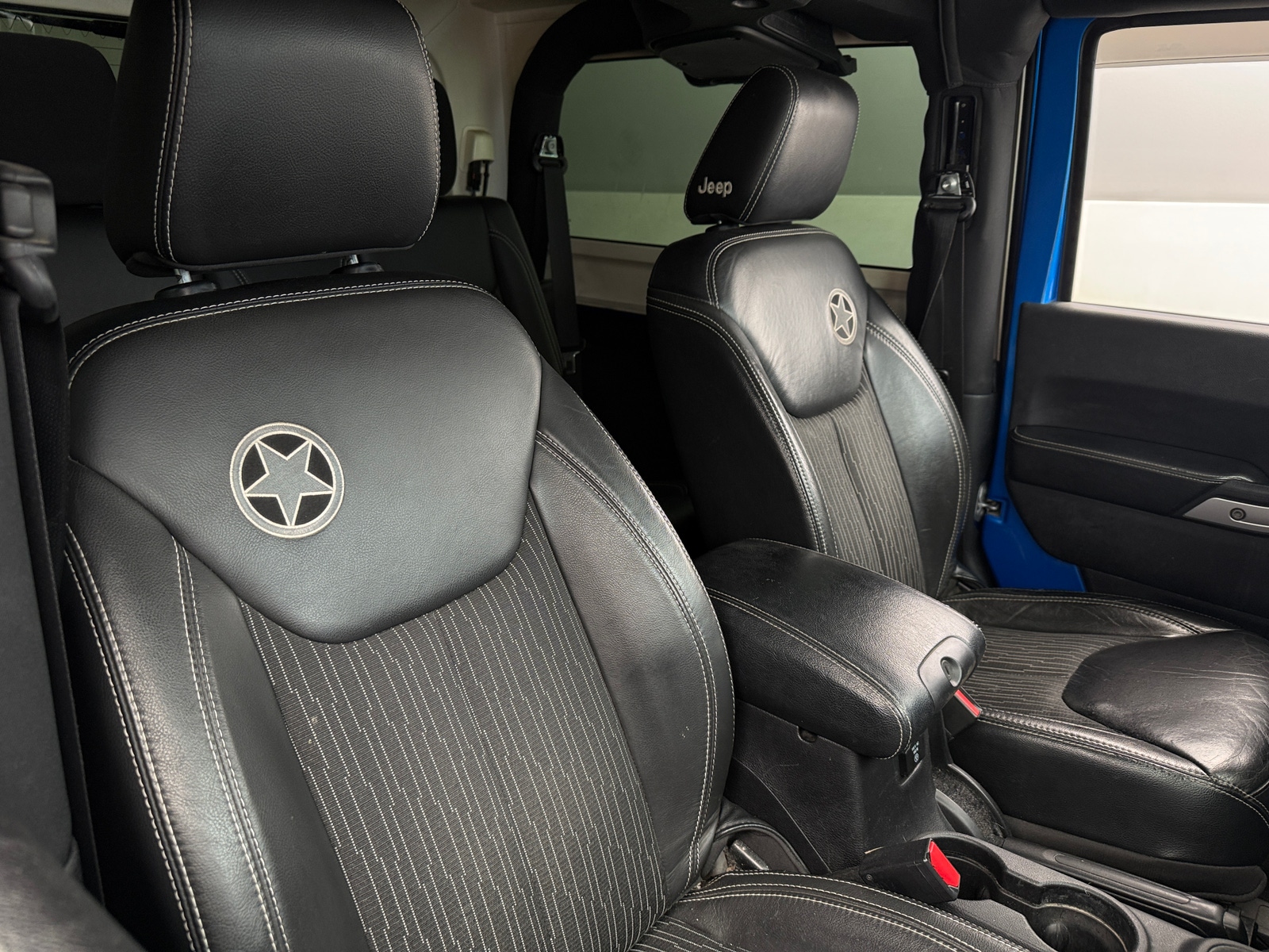 Thumbnail: 2015 Jeep Wrangler - 2