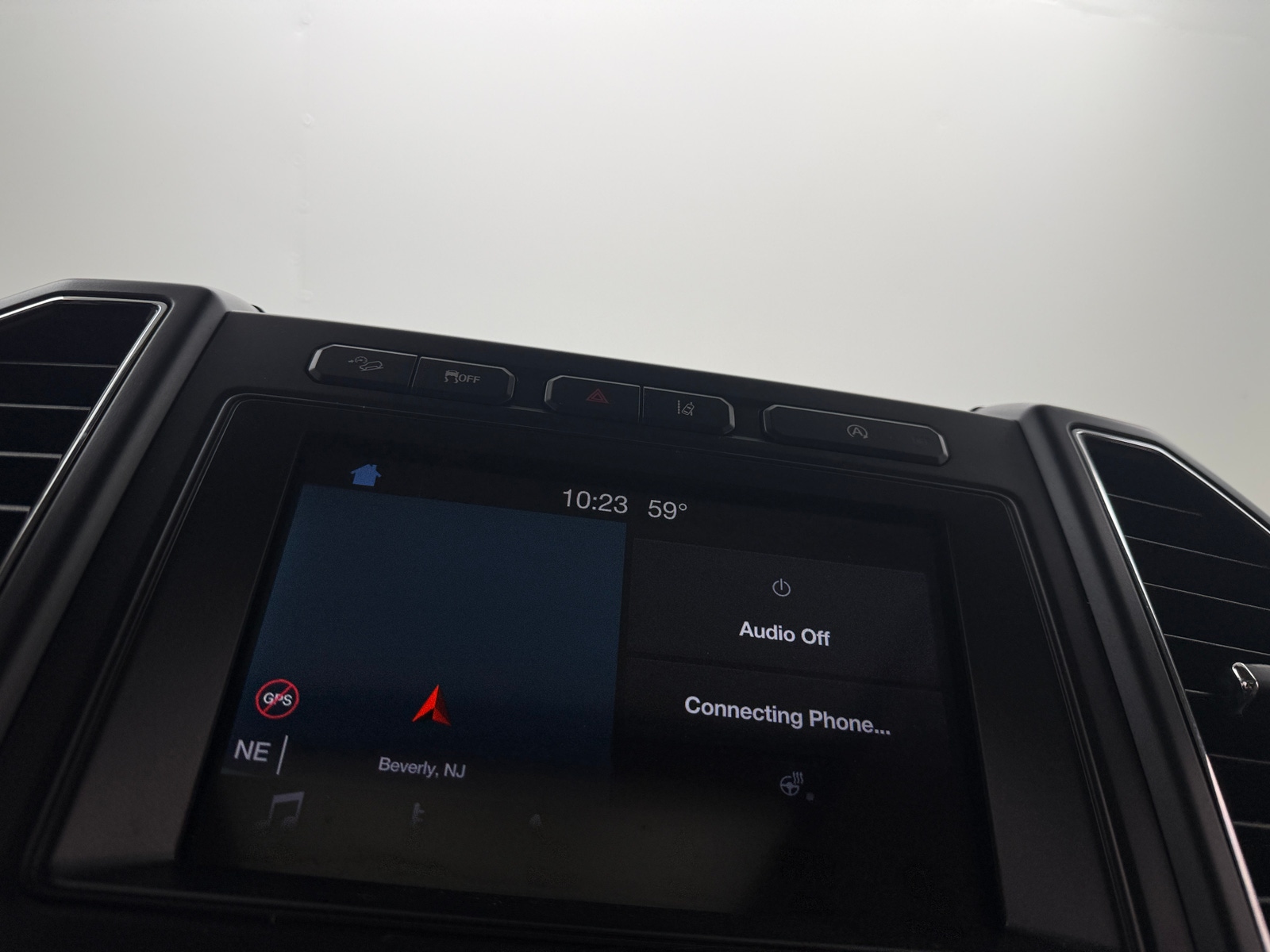 Thumbnail: 2019 Ford Expedition - 3