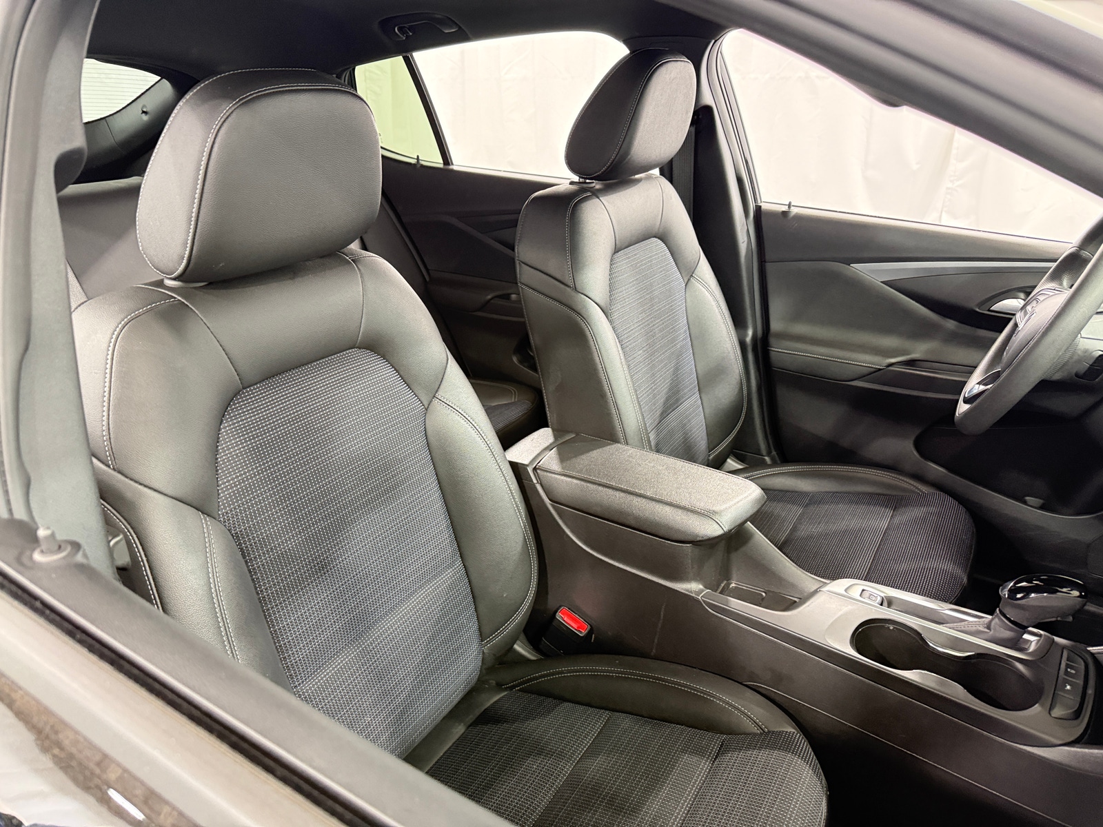 Thumbnail: 2025 Buick Envista - 2