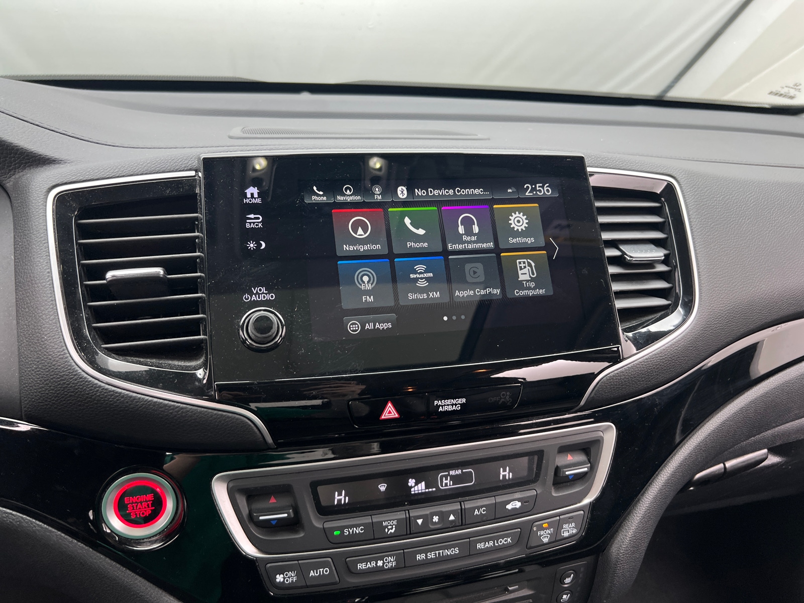 Thumbnail: 2019 Honda Pilot - 3