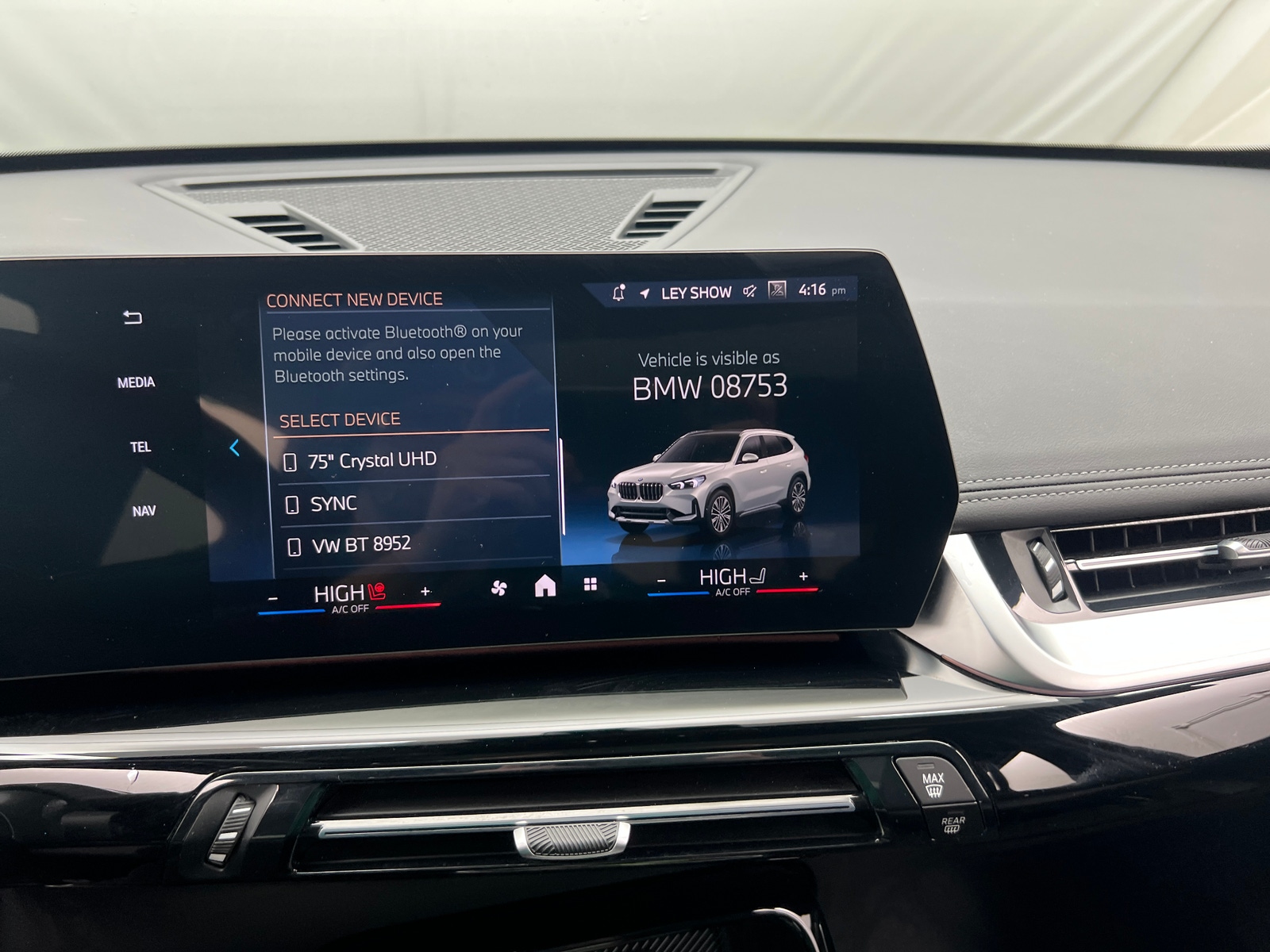 Thumbnail: 2026 BMW X1 - 3