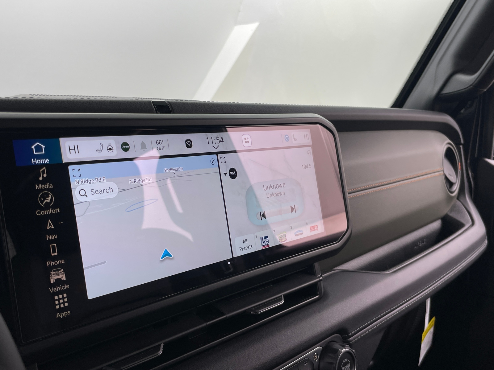 Thumbnail: 2025 Jeep Gladiator - 3