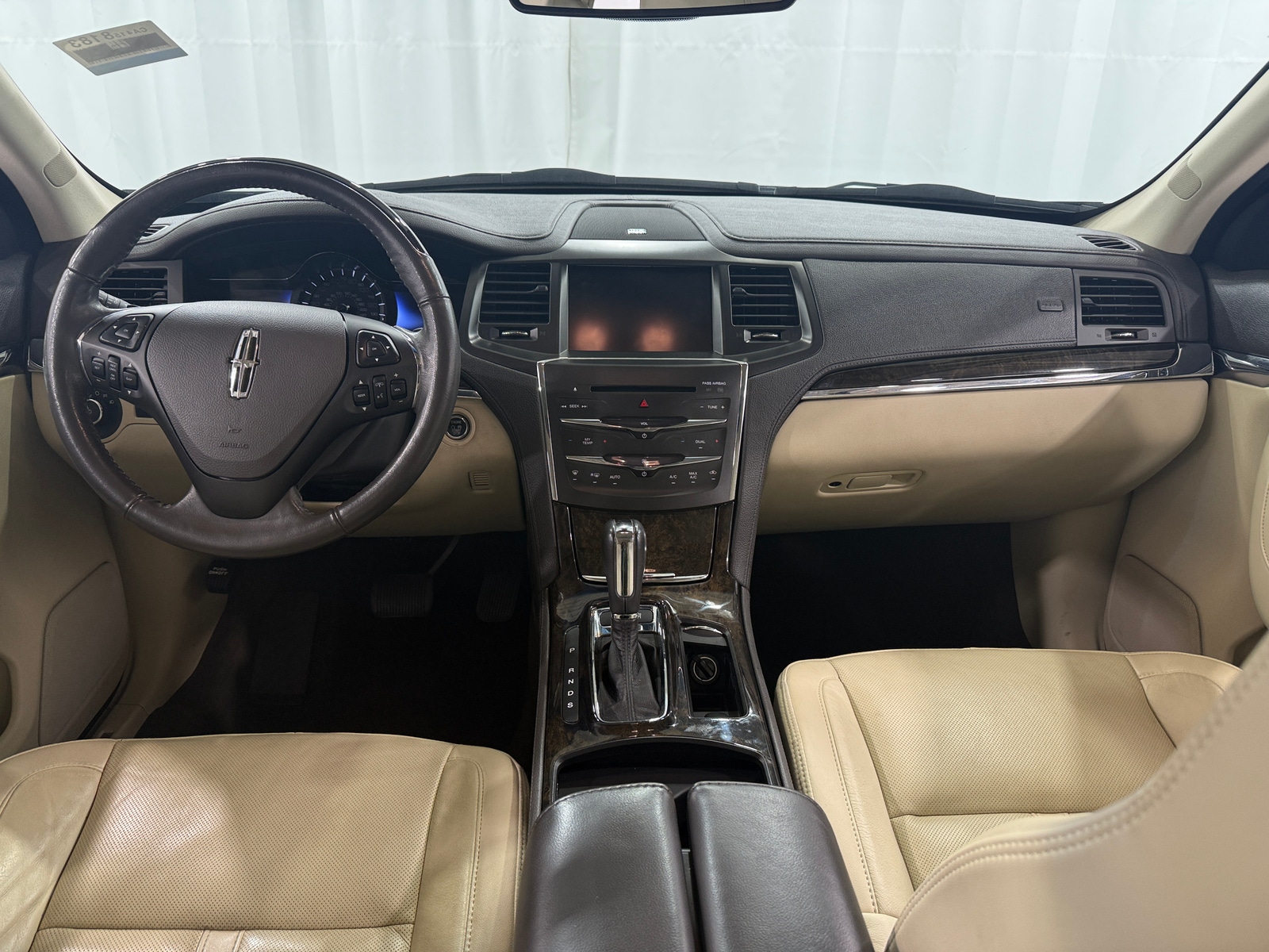 Thumbnail: 2013 Lincoln MKS - 2