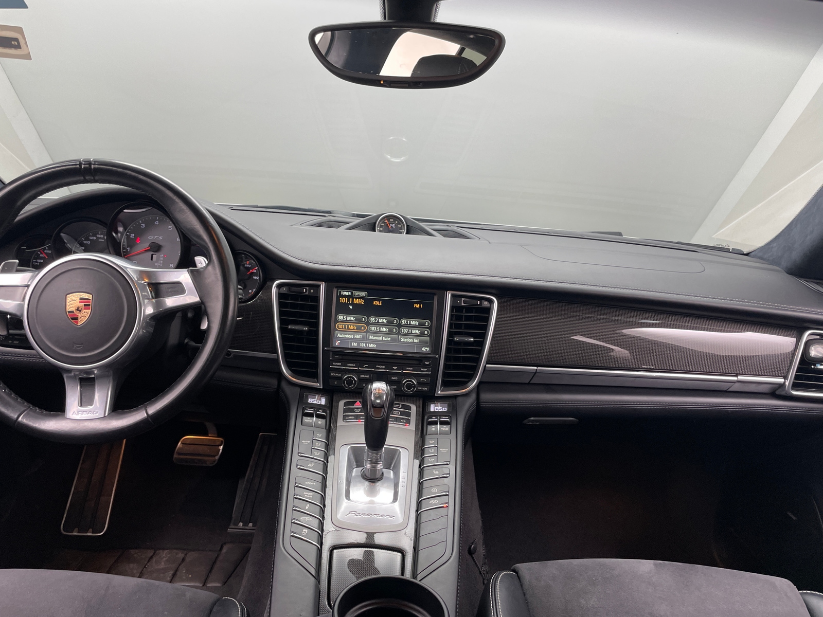 Thumbnail: 2016 Porsche Panamera - 2