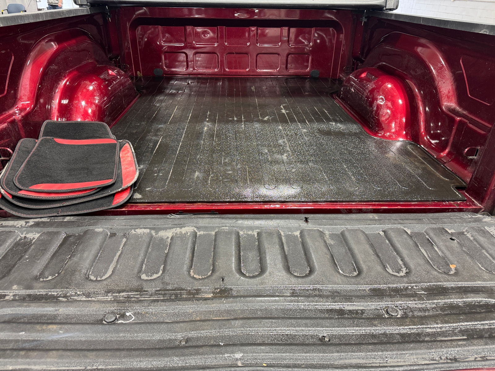 Thumbnail: 2020 RAM 1500 Classic - 7