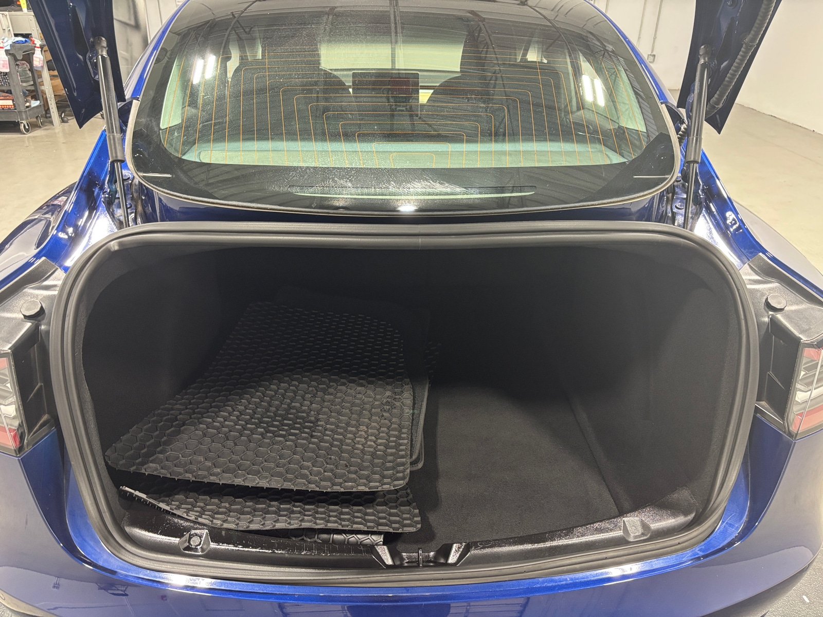 Thumbnail: 2018 Tesla Model 3 - 6