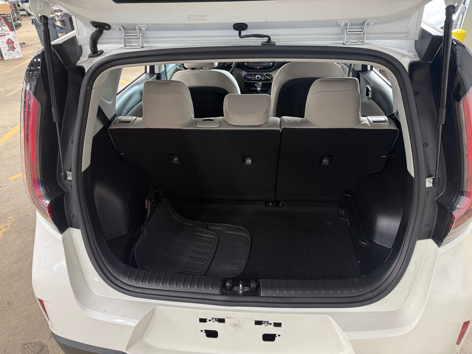 Thumbnail: 2025 Kia Soul - 7