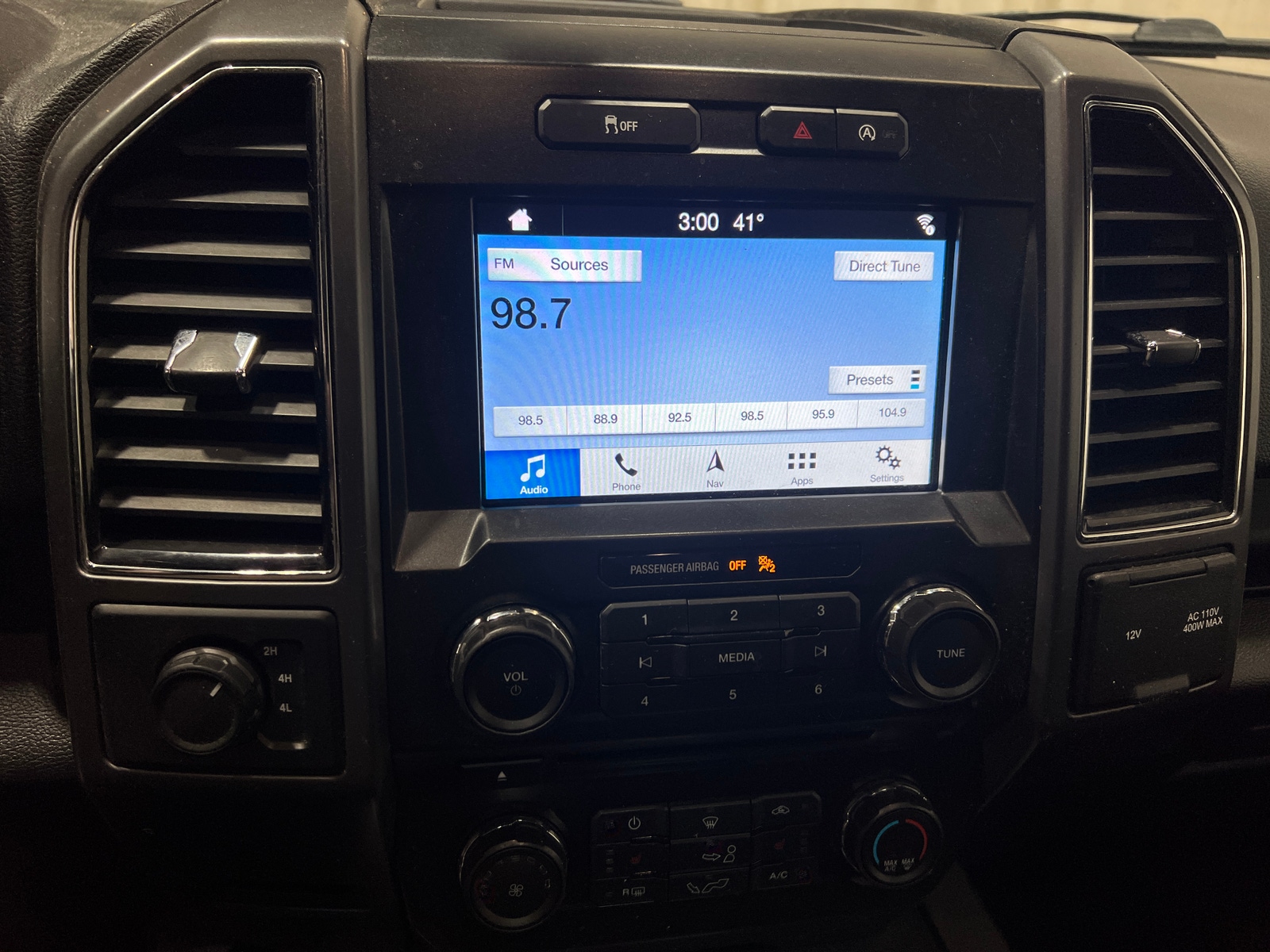 Thumbnail: 2018 Ford Econoline - 4