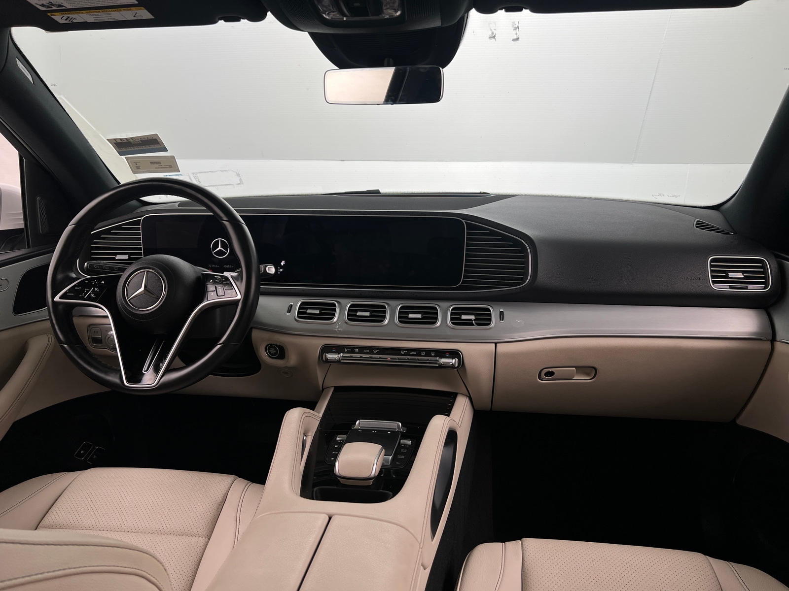 Thumbnail: 2024 Mercedes-Benz GLE - 2