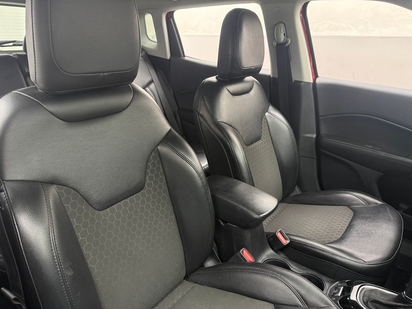 Thumbnail: 2020 Jeep Compass - 2