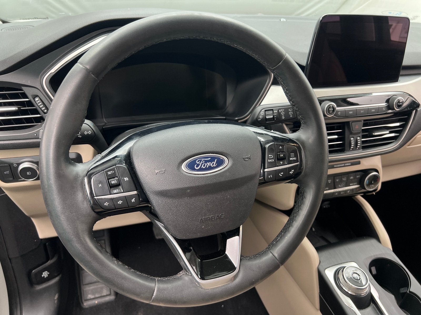 Thumbnail: 2022 Ford Escape - 4