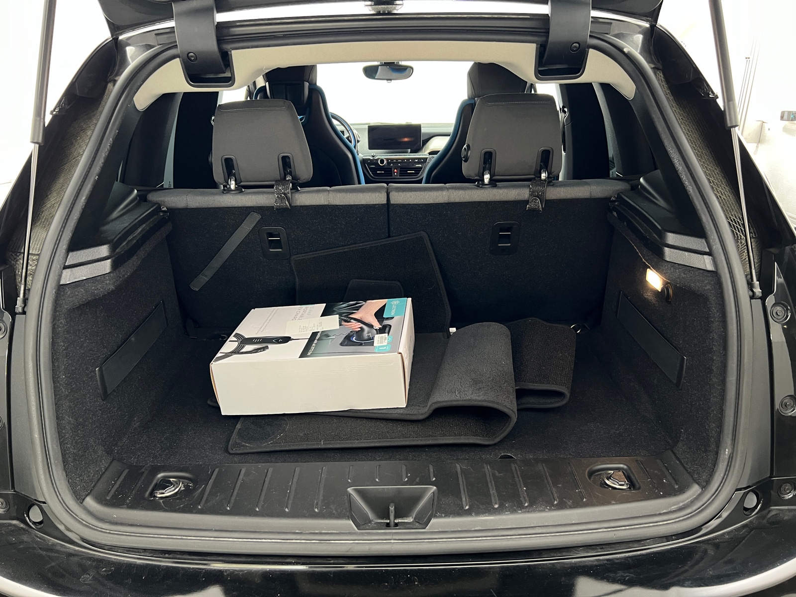 Thumbnail: 2020 BMW i3 - 7