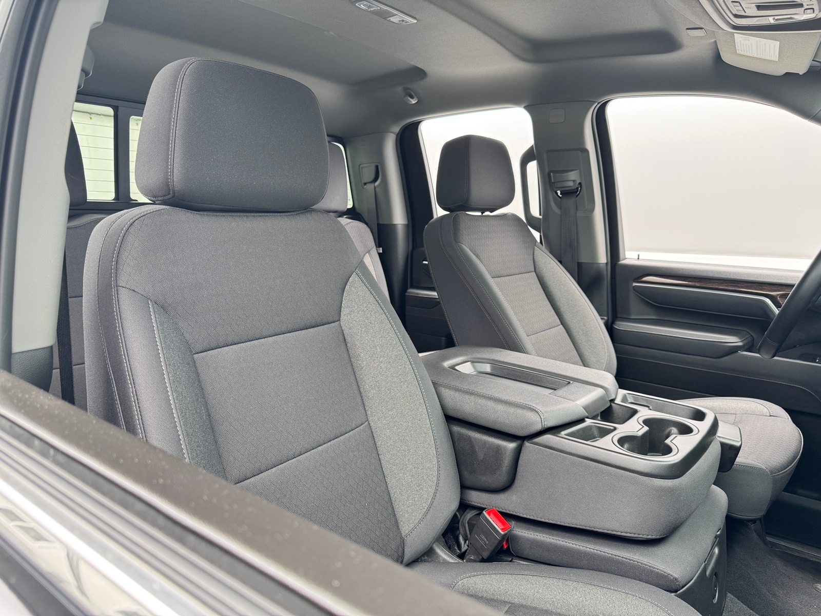 Thumbnail: 2025 GMC Sierra 2500 - 2