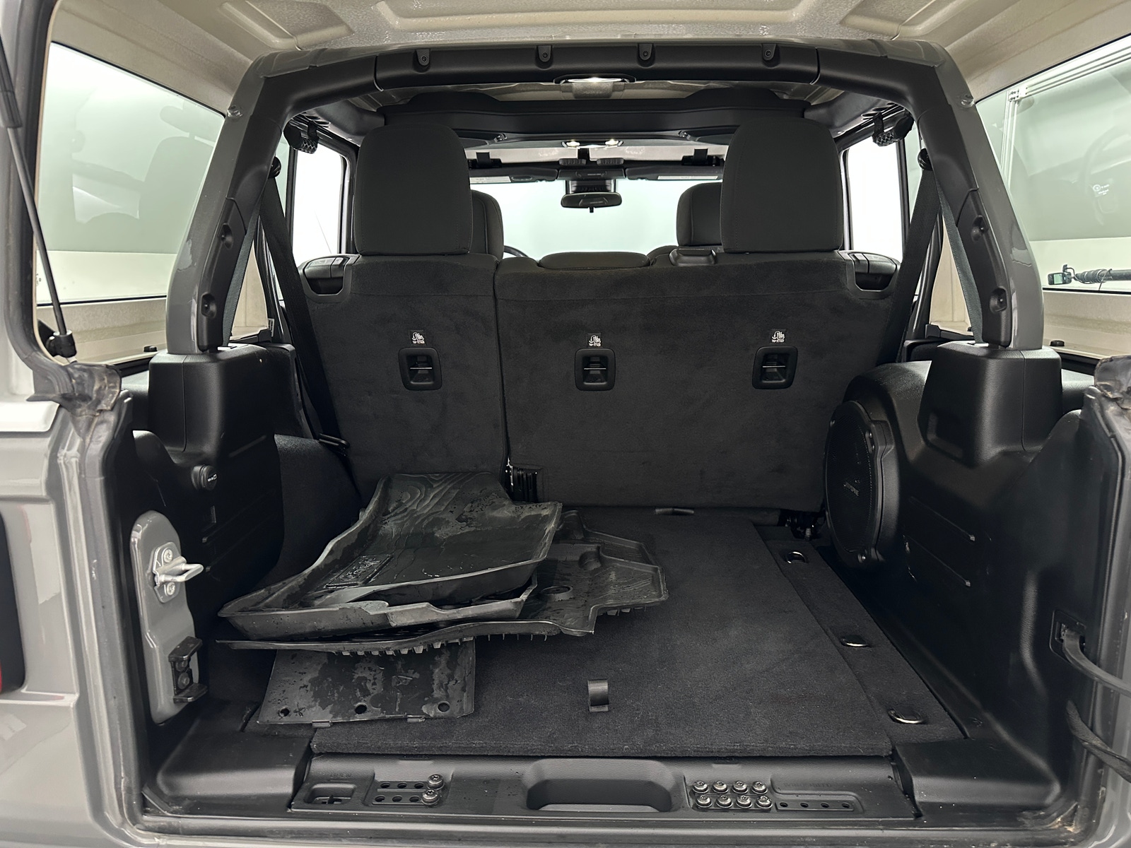 Thumbnail: 2021 Jeep Wrangler - 7