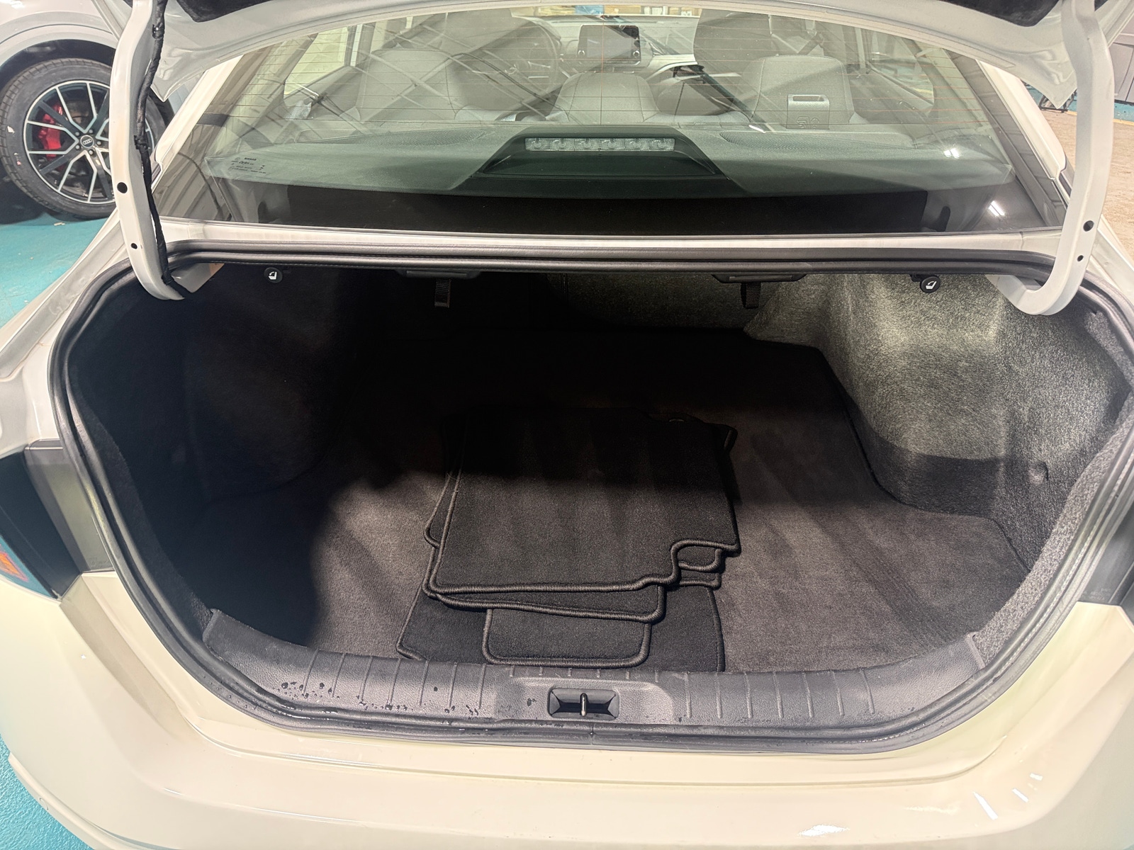 Thumbnail: 2025 Nissan Altima - 7