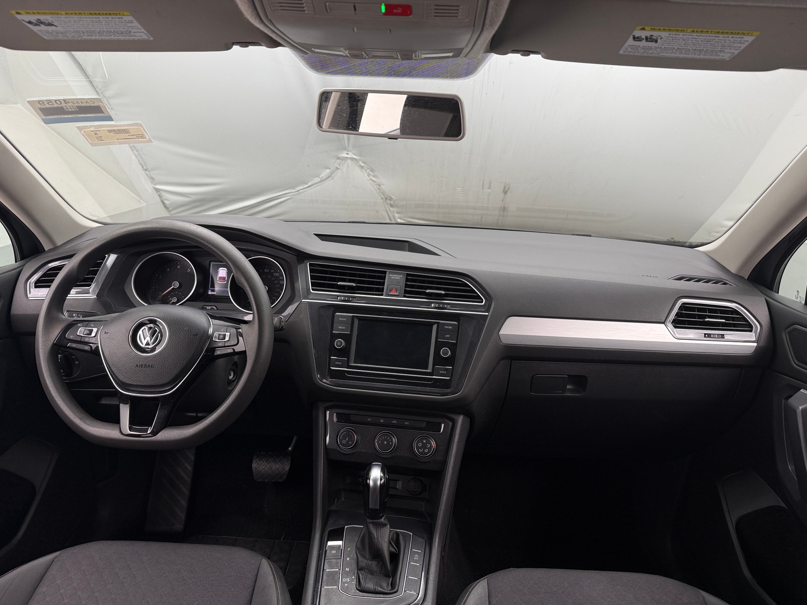 Thumbnail: 2021 Volkswagen Tiguan - 3