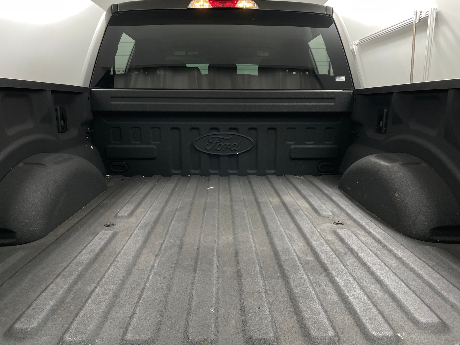 Thumbnail: 2017 Ford Econoline - 7