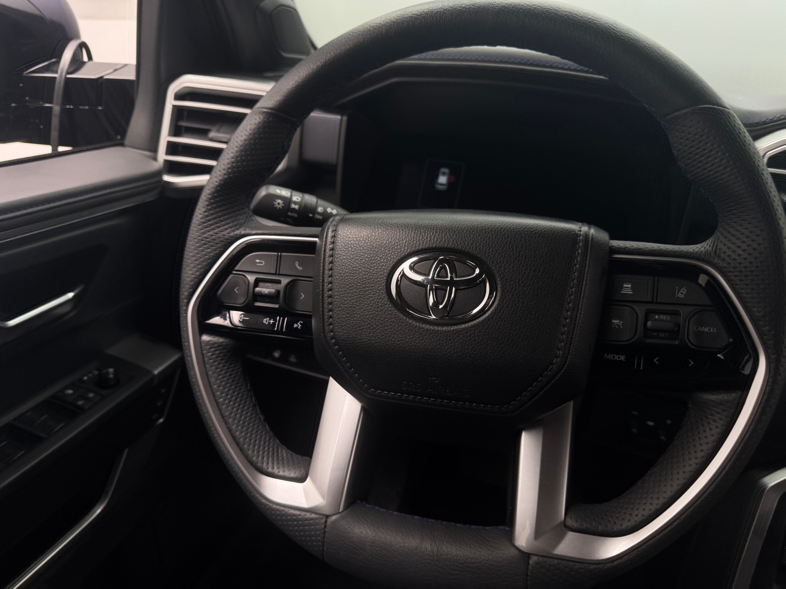 Thumbnail: 2025 Toyota Sequoia - 4