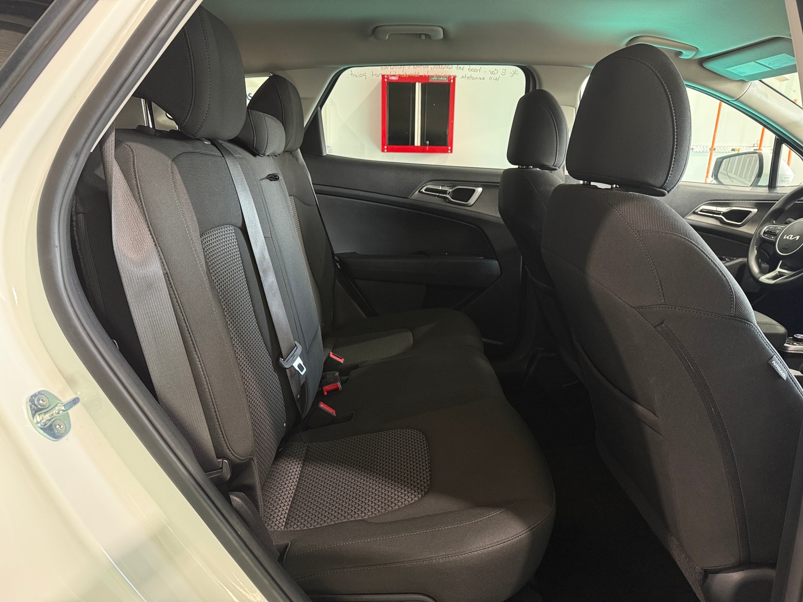 Thumbnail: 2024 Kia Sportage - 6