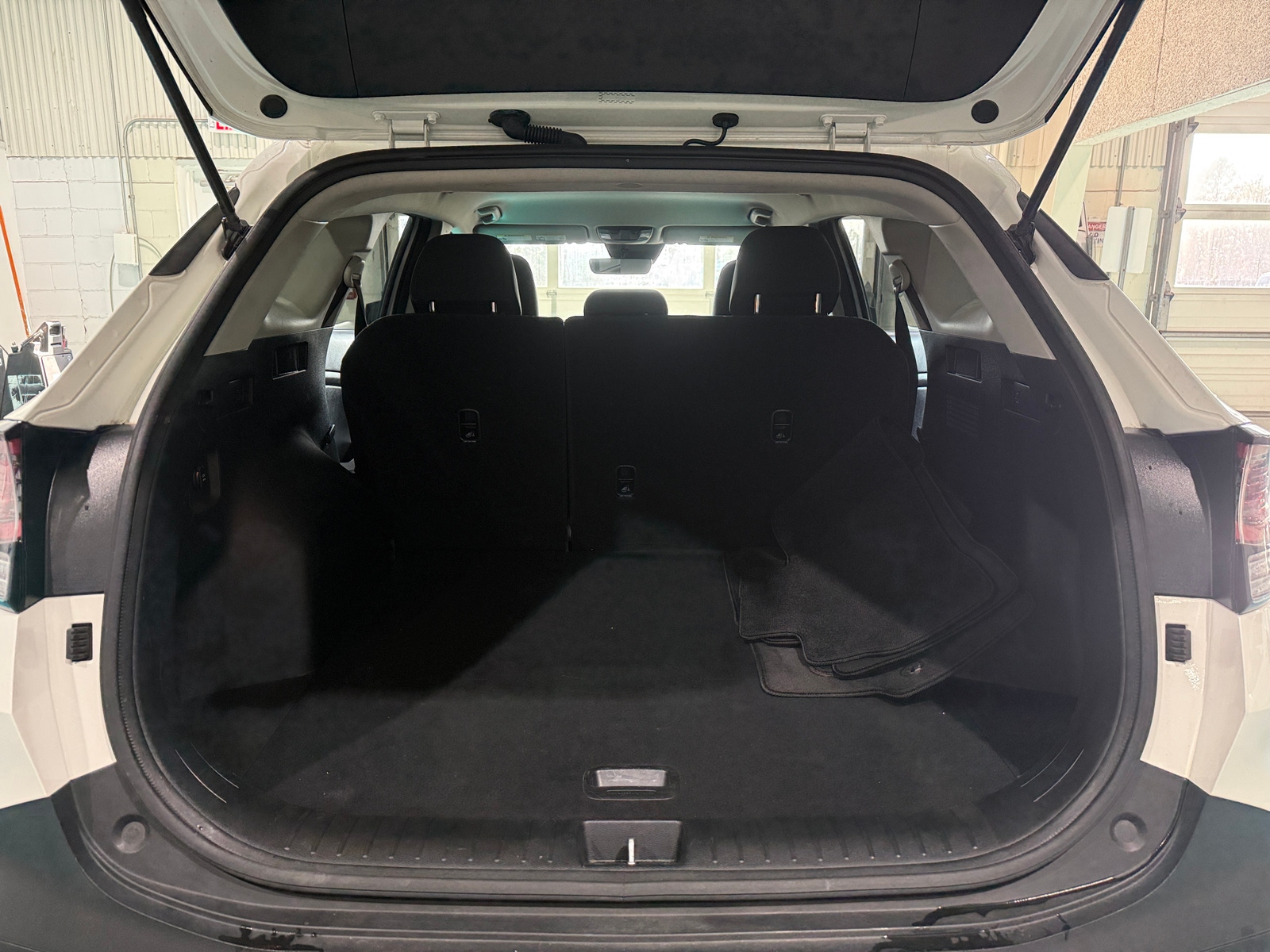 Thumbnail: 2024 Kia Sportage - 7