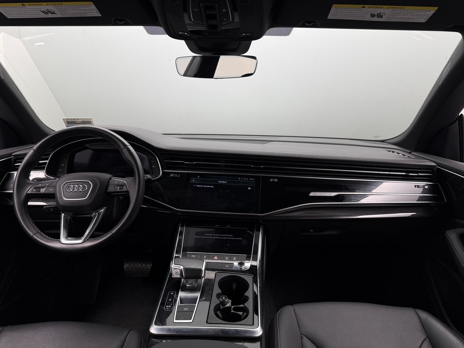 Thumbnail: 2024 Audi Q8 - 2