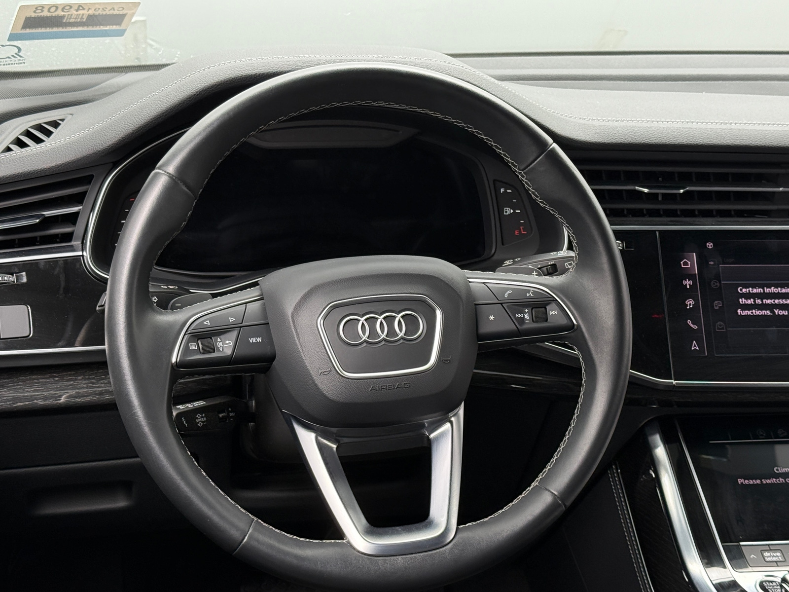 Thumbnail: 2024 Audi Q8 - 4