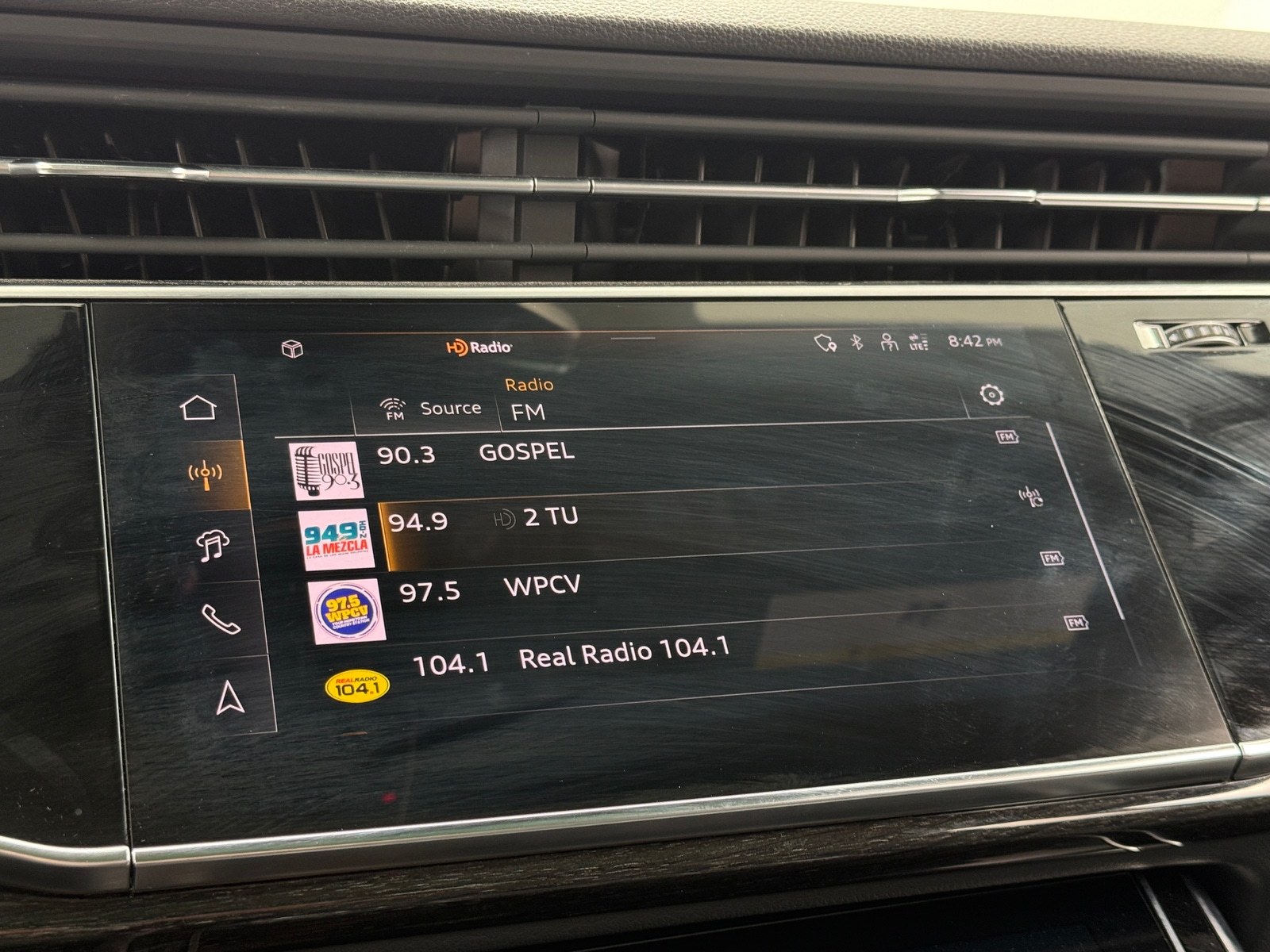 Thumbnail: 2024 Audi Q8 - 3