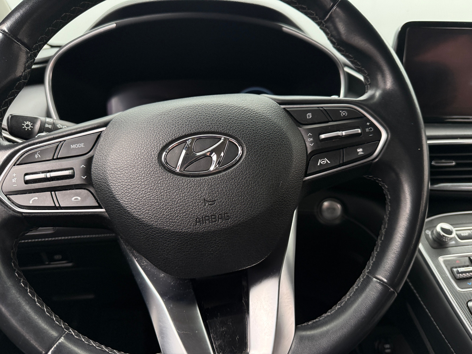 Thumbnail: 2023 Hyundai Santa Fe - 5