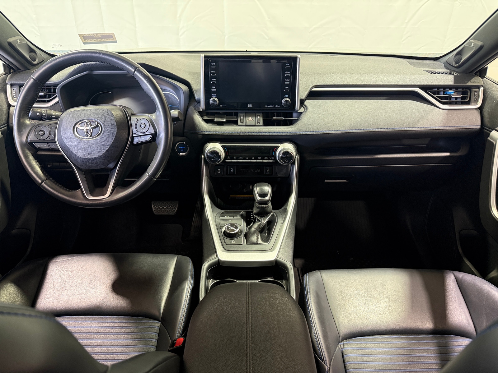 Thumbnail: 2020 Toyota RAV4 - 2