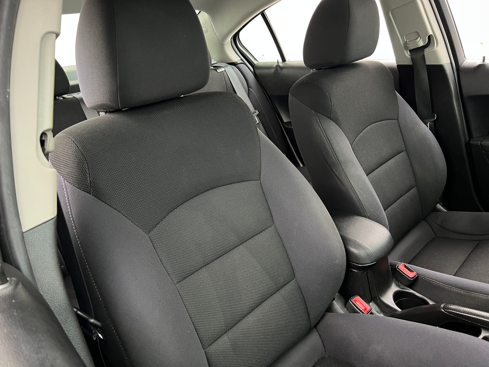 Thumbnail: 2015 Chevrolet Cruze - 2