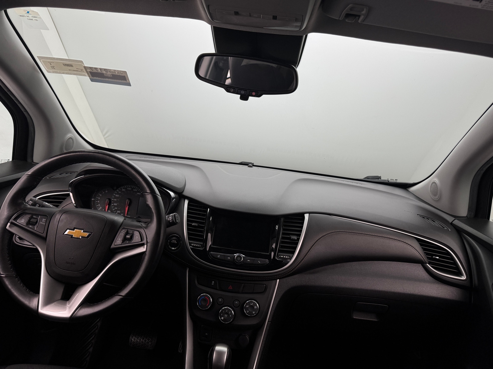 Thumbnail: 2019 Chevrolet Trax - 3