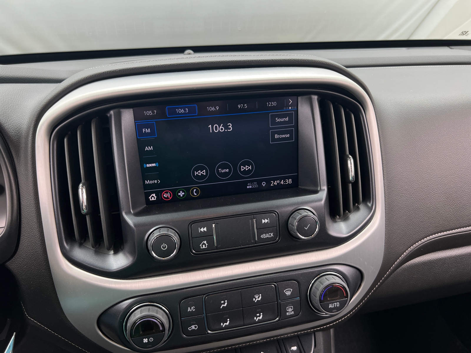 Thumbnail: 2022 GMC Canyon - 3