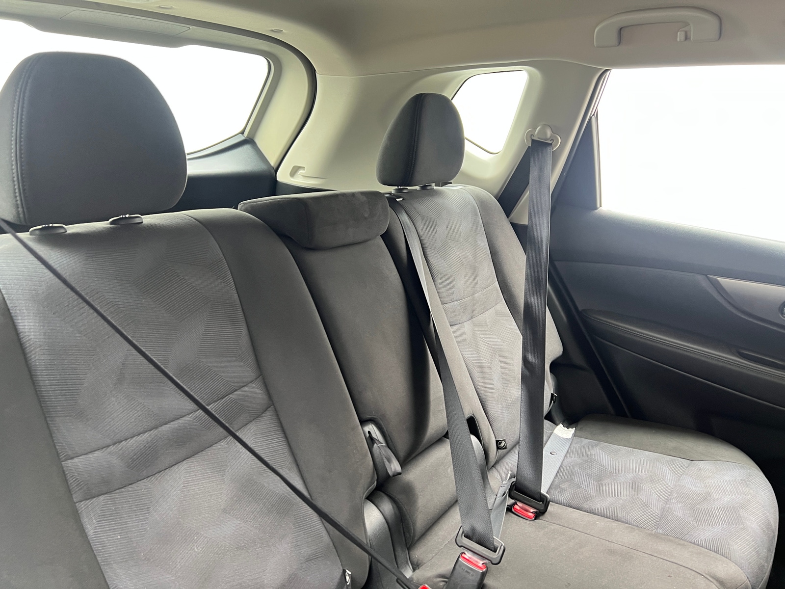 Thumbnail: 2015 Nissan Rogue - 6