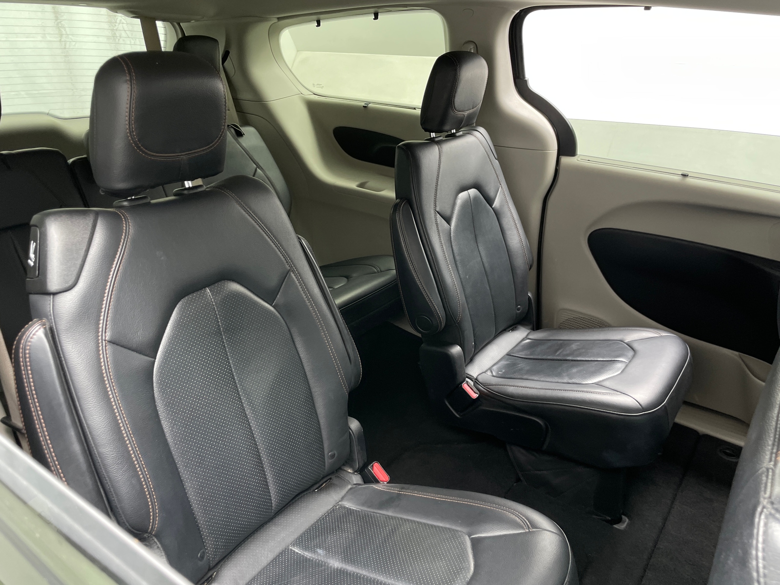 Thumbnail: 2019 Chrysler Pacifica - 5