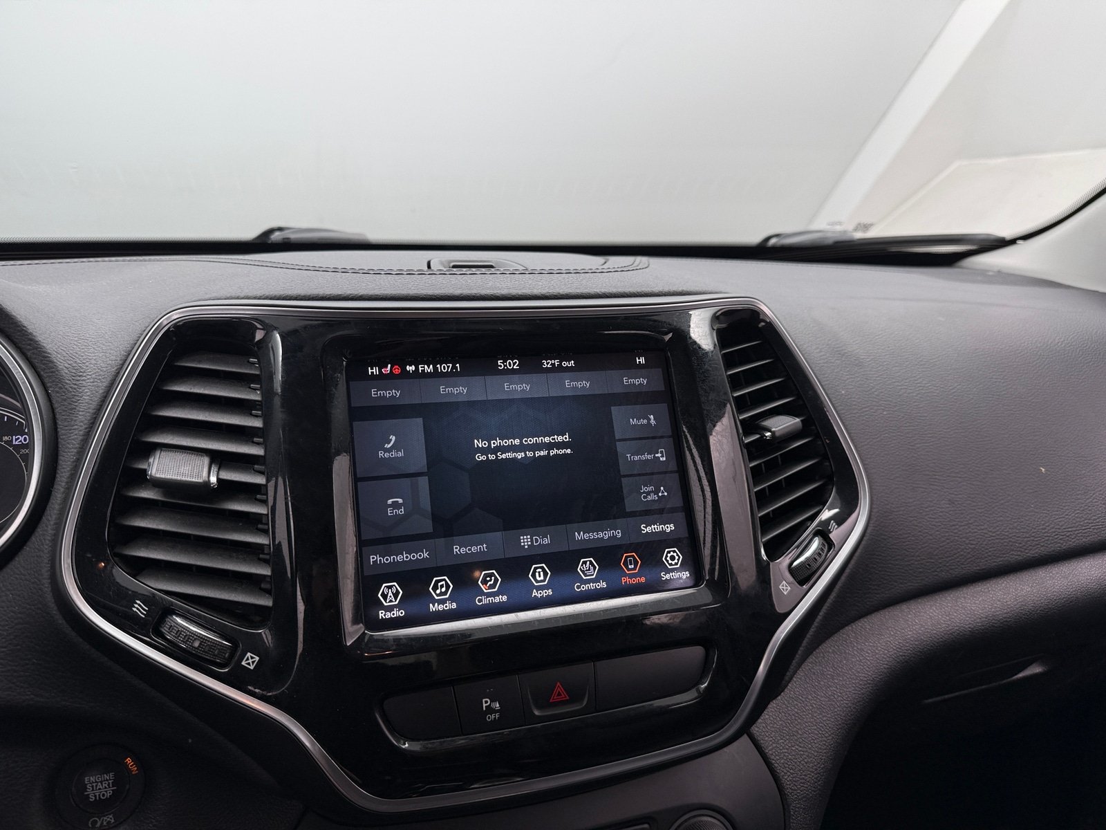 Thumbnail: 2020 Jeep Cherokee - 3