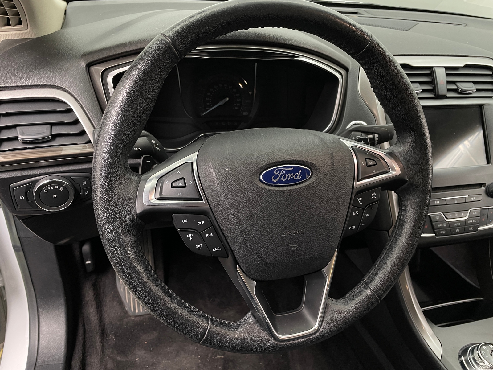 Thumbnail: 2017 Ford Fusion - 5