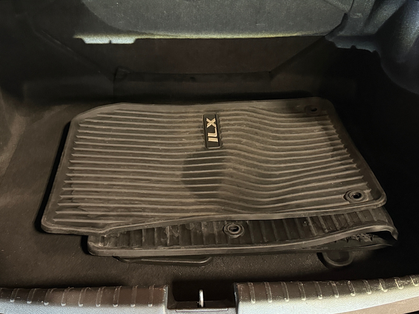 Thumbnail: 2017 Acura ILX - 6