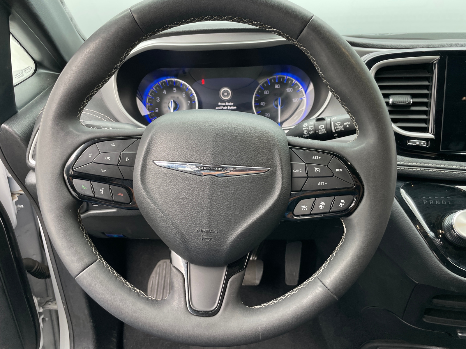 Thumbnail: 2024 Chrysler Pacifica - 5