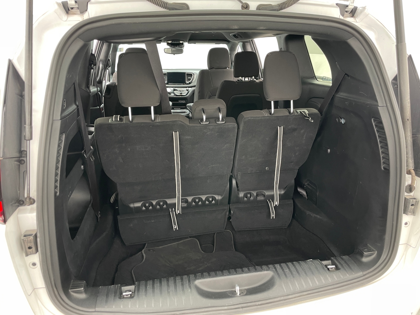 Thumbnail: 2024 Chrysler Pacifica - 7